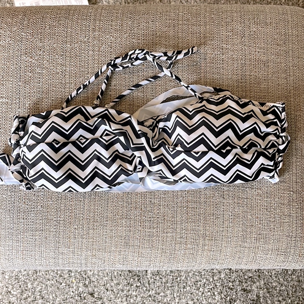 Bathing suit top